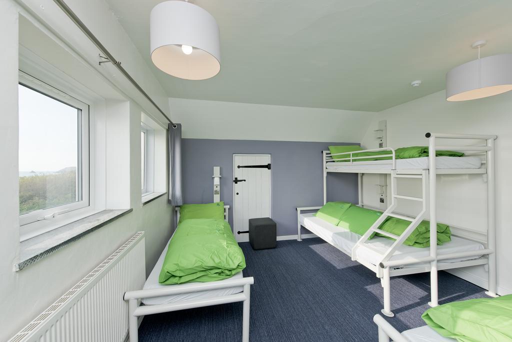 Yha Treyarnon Bay Hostal